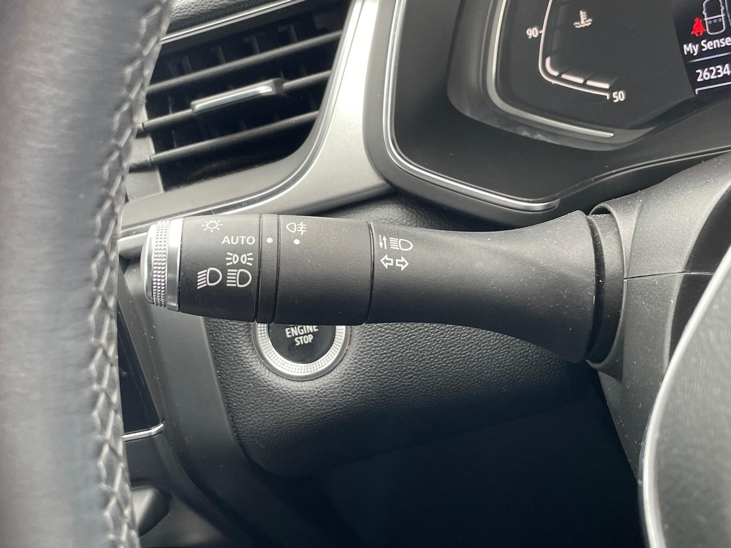 Used Renault Captur 2021 for sale - 76702228: Photo 36