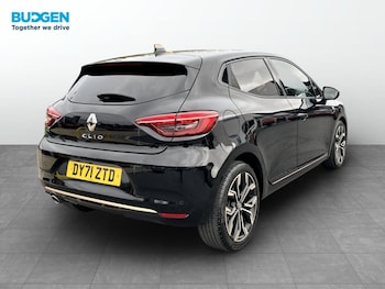 Used Renault Clio 2021 for sale - 76227828: Photo