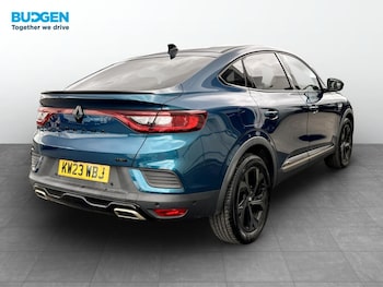 Used Renault Arkana 2023 for sale - 78982110: Photo