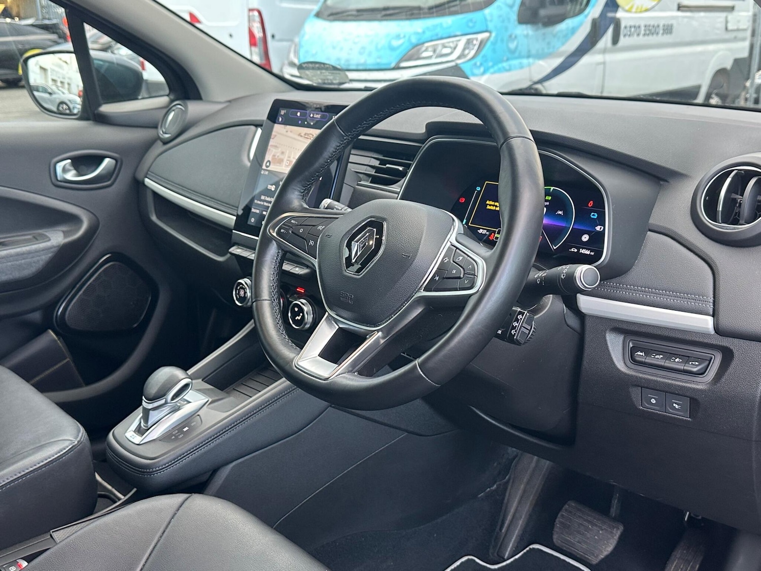 Used Renault Zoe 2022 for sale - 77029108: Photo 11