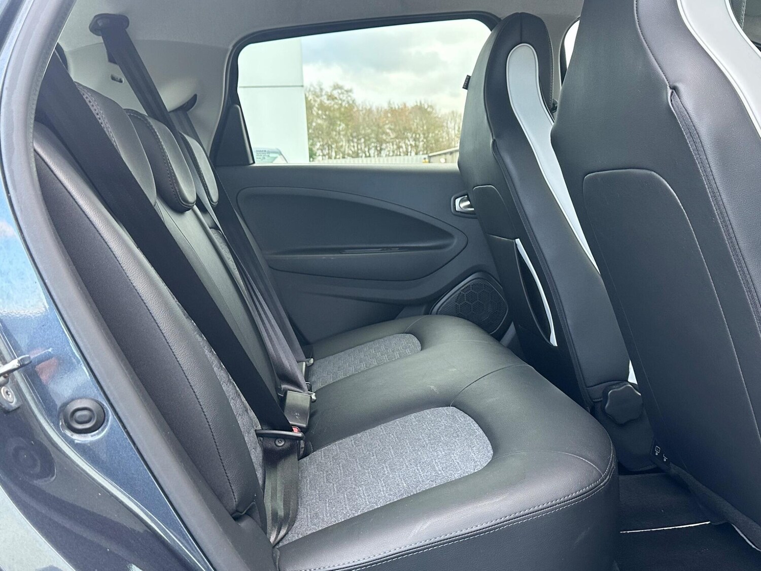 Used Renault Zoe 2022 for sale - 77029108: Photo 16