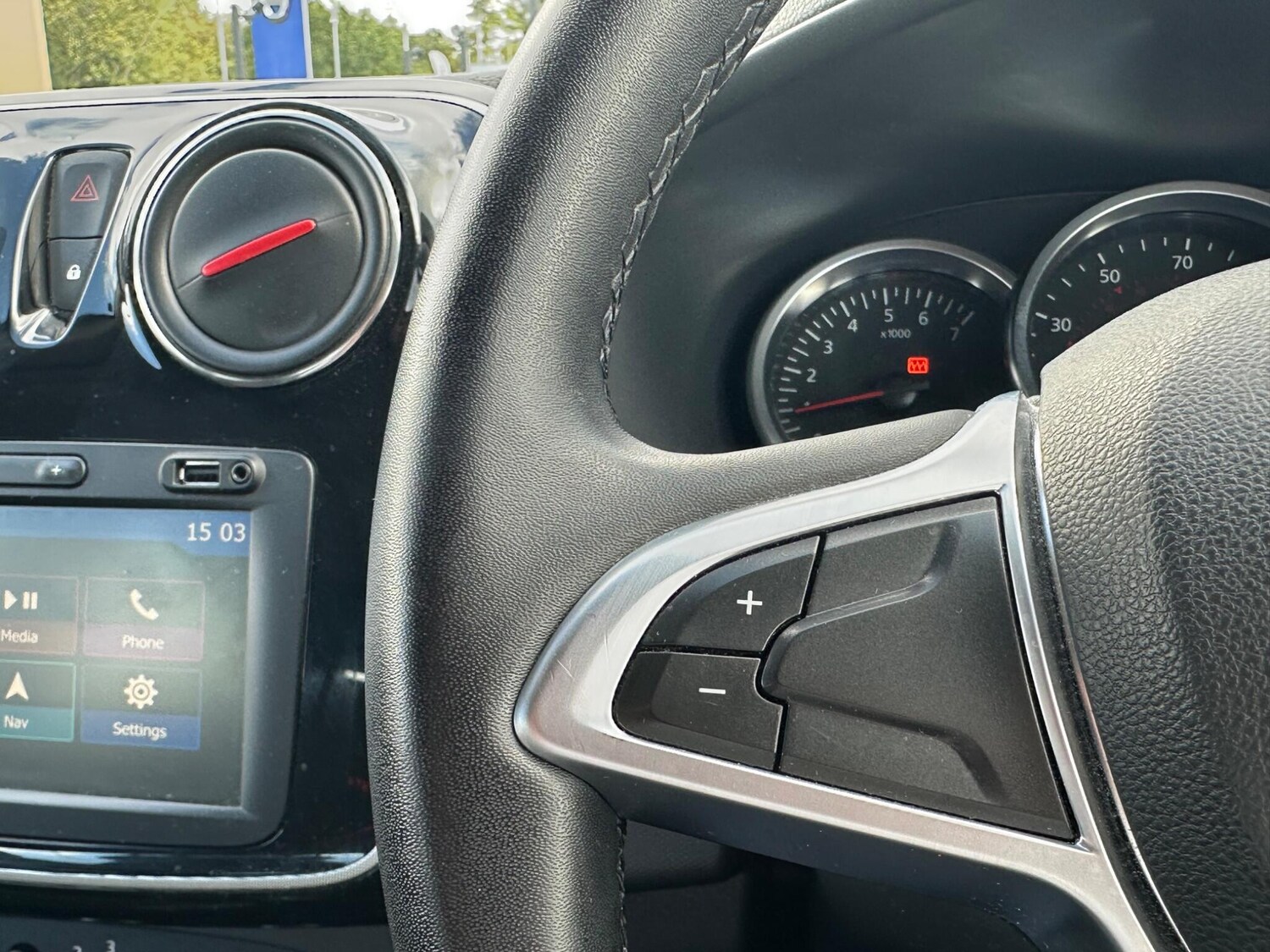 Used Dacia Sandero Stepway 2020 for sale - 75904730: Photo 28