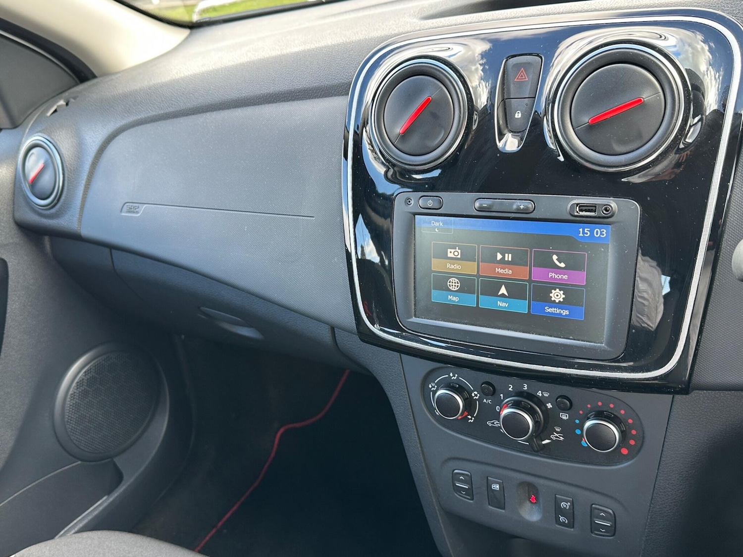 Used Dacia Sandero Stepway 2020 for sale - 75904730: Photo 33
