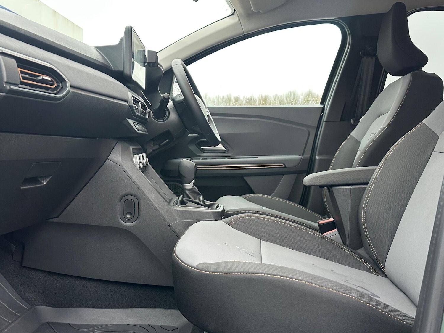 Used Dacia Jogger 2025 for sale - 76965115: Photo 33