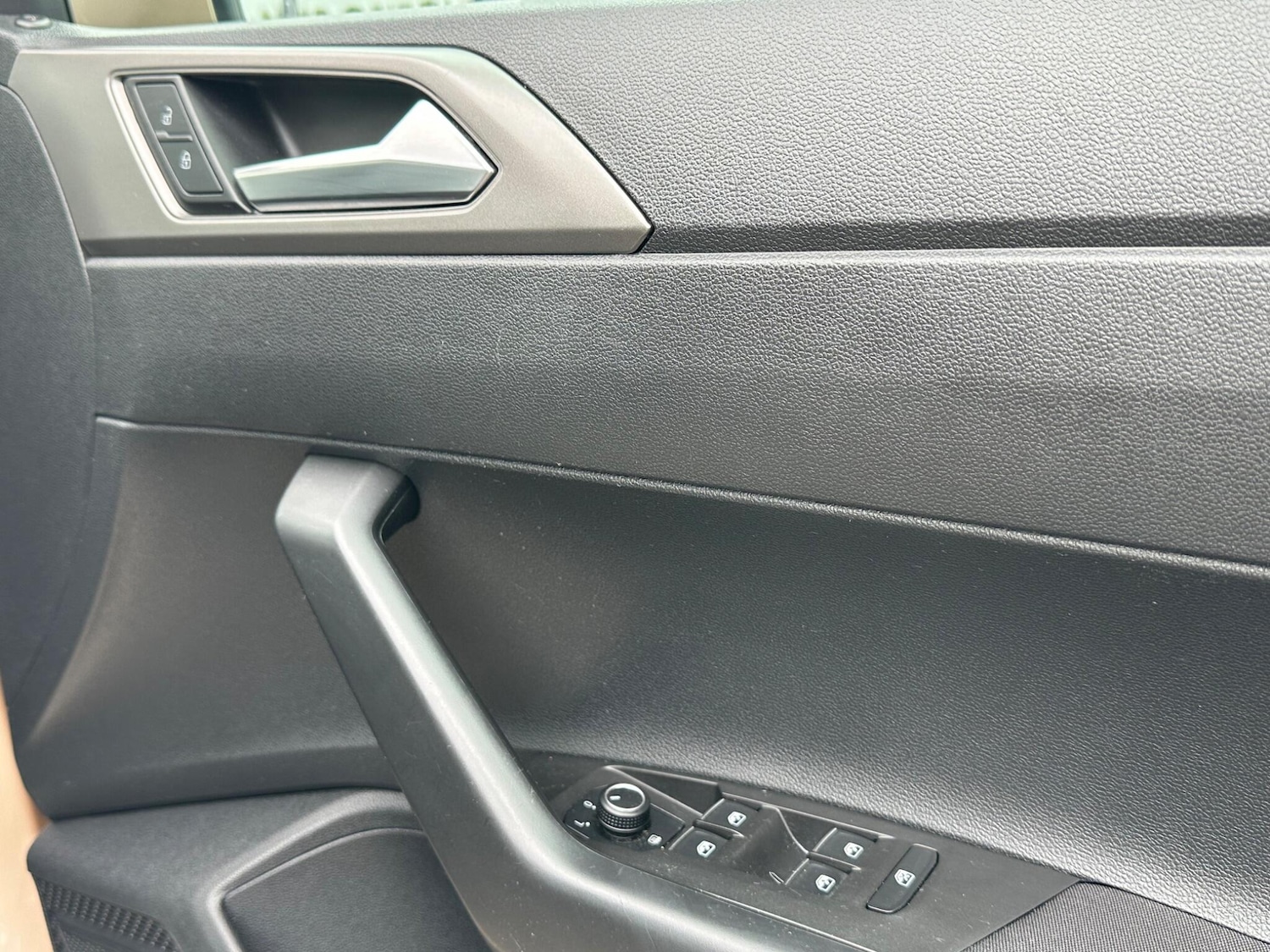 Used Volkswagen Polo 2018 for sale - 76214245: Photo 18