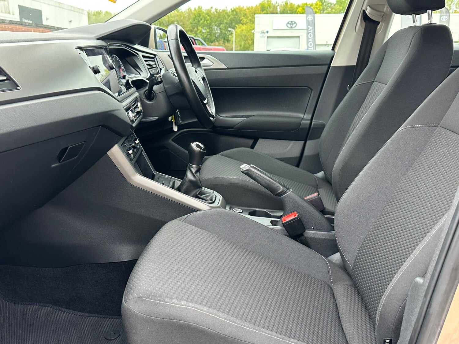 Used Volkswagen Polo 2018 for sale - 76214245: Photo 27