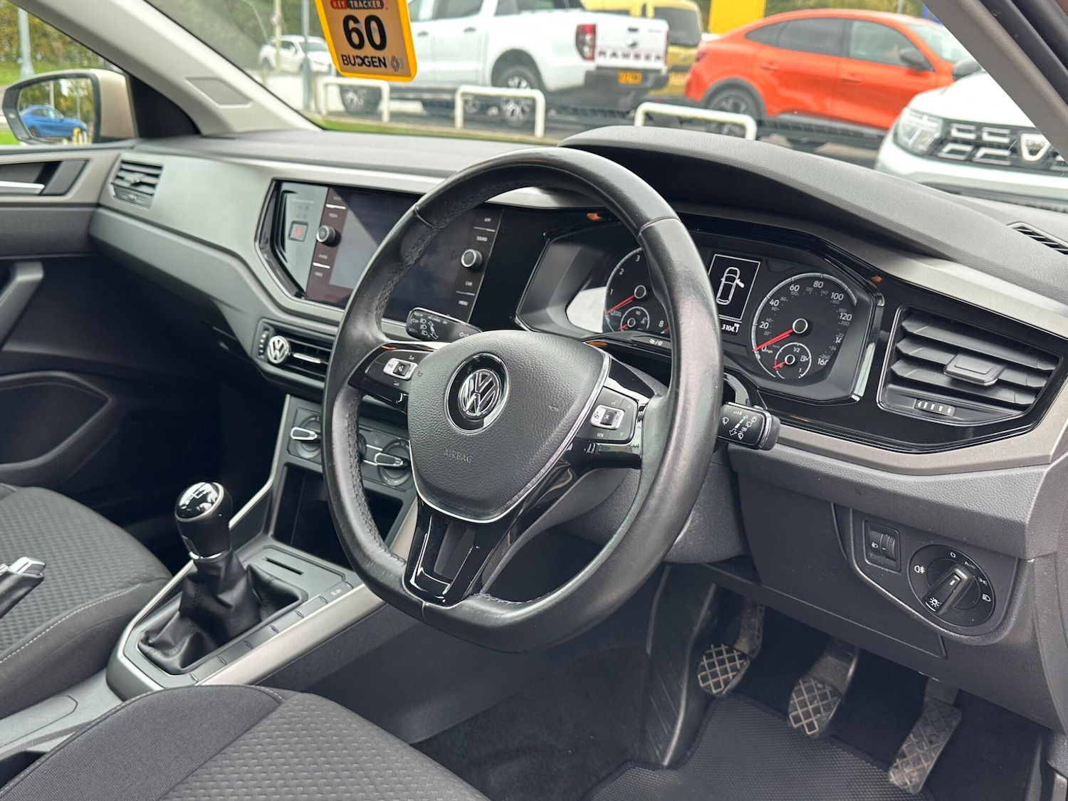 Used Volkswagen Polo 2018 for sale - 76214245: Photo 9