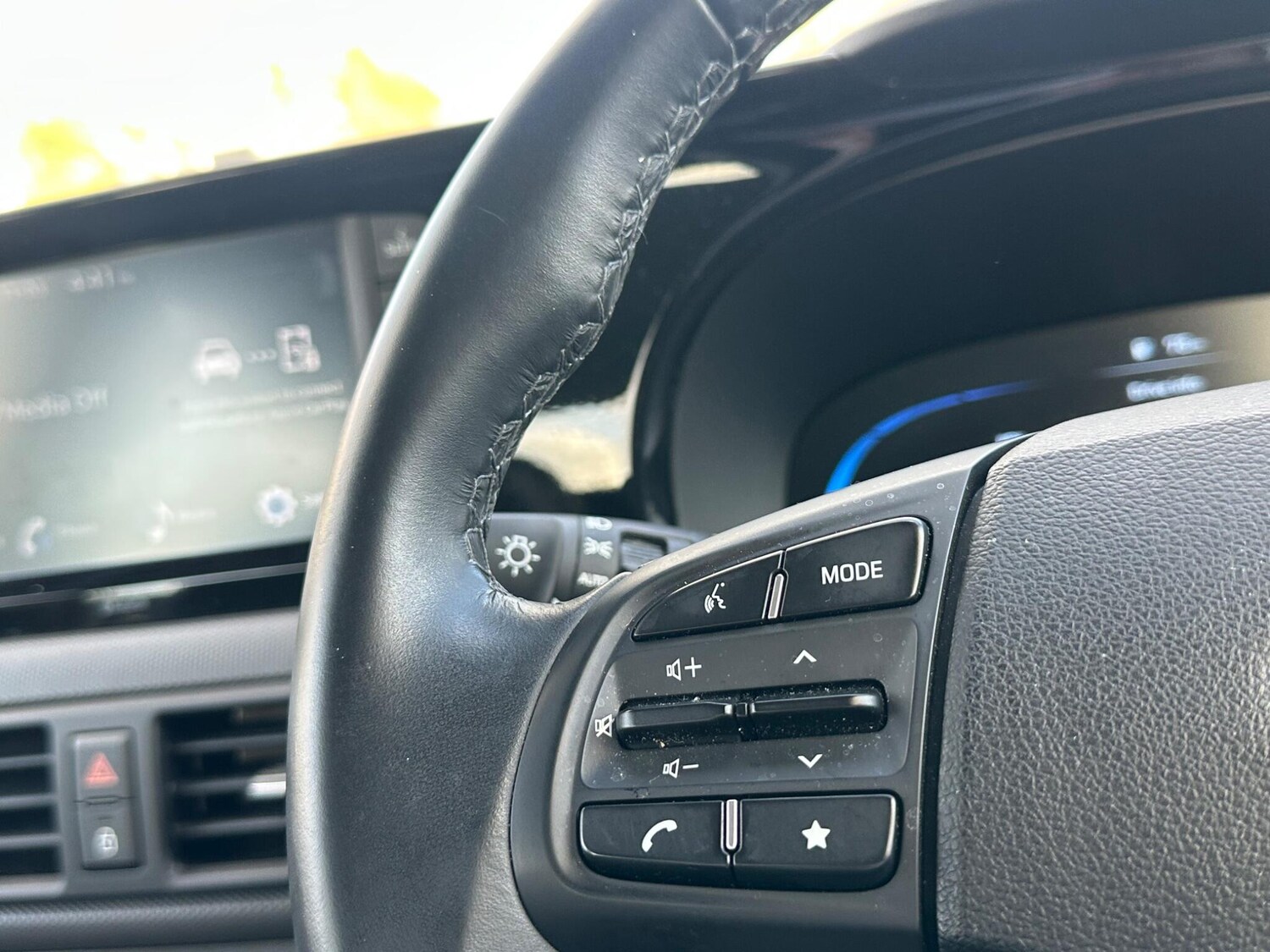 Used Hyundai i10 2024 for sale - 77838855: Photo 16