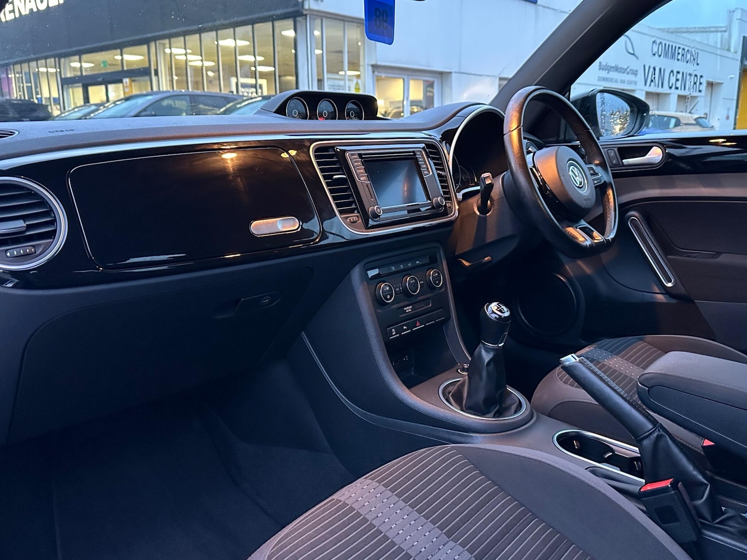 Used Volkswagen Beetle 2016 for sale - 76549146: Photo 10