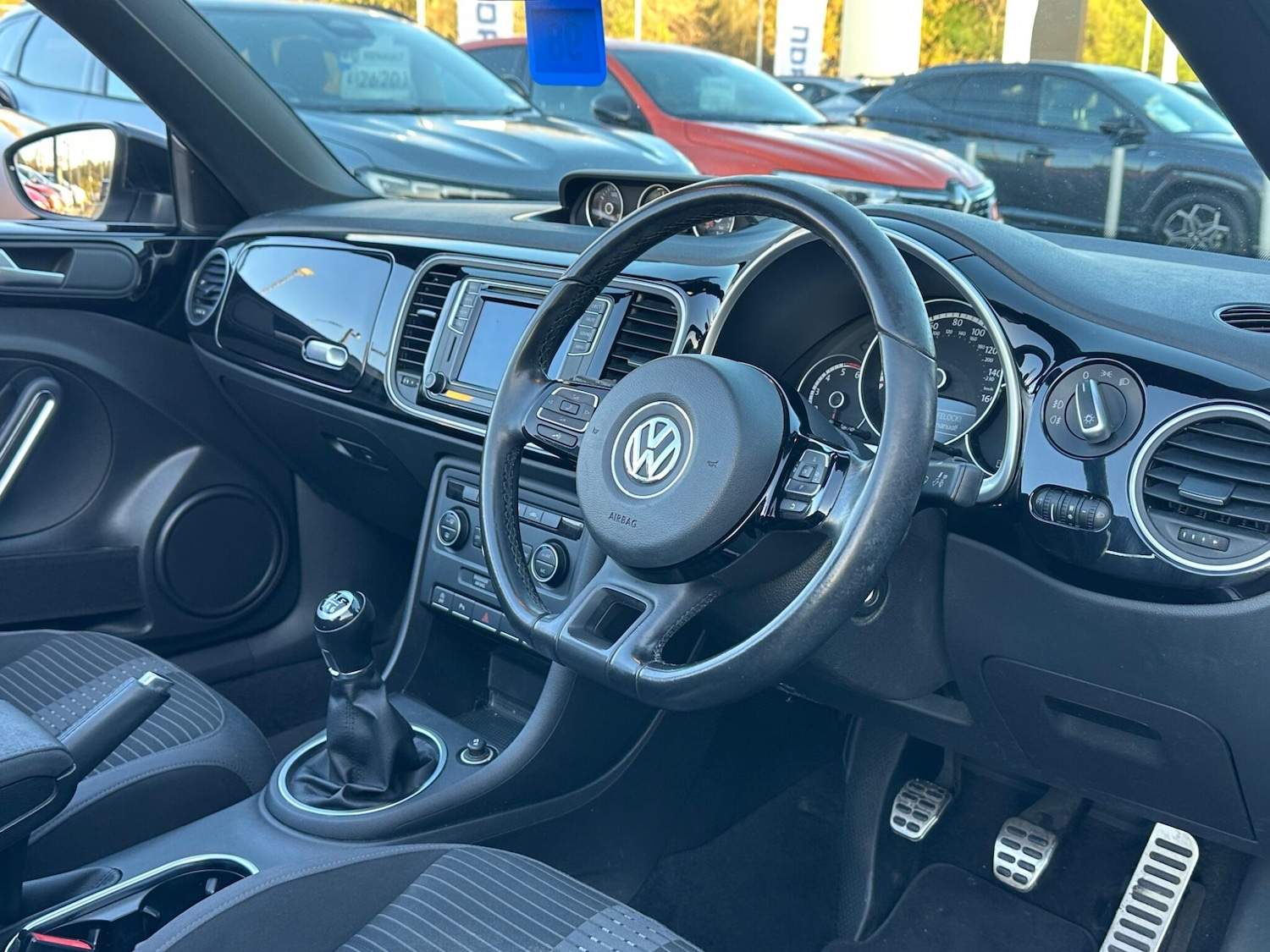 Used Volkswagen Beetle 2016 for sale - 76549146: Photo 11