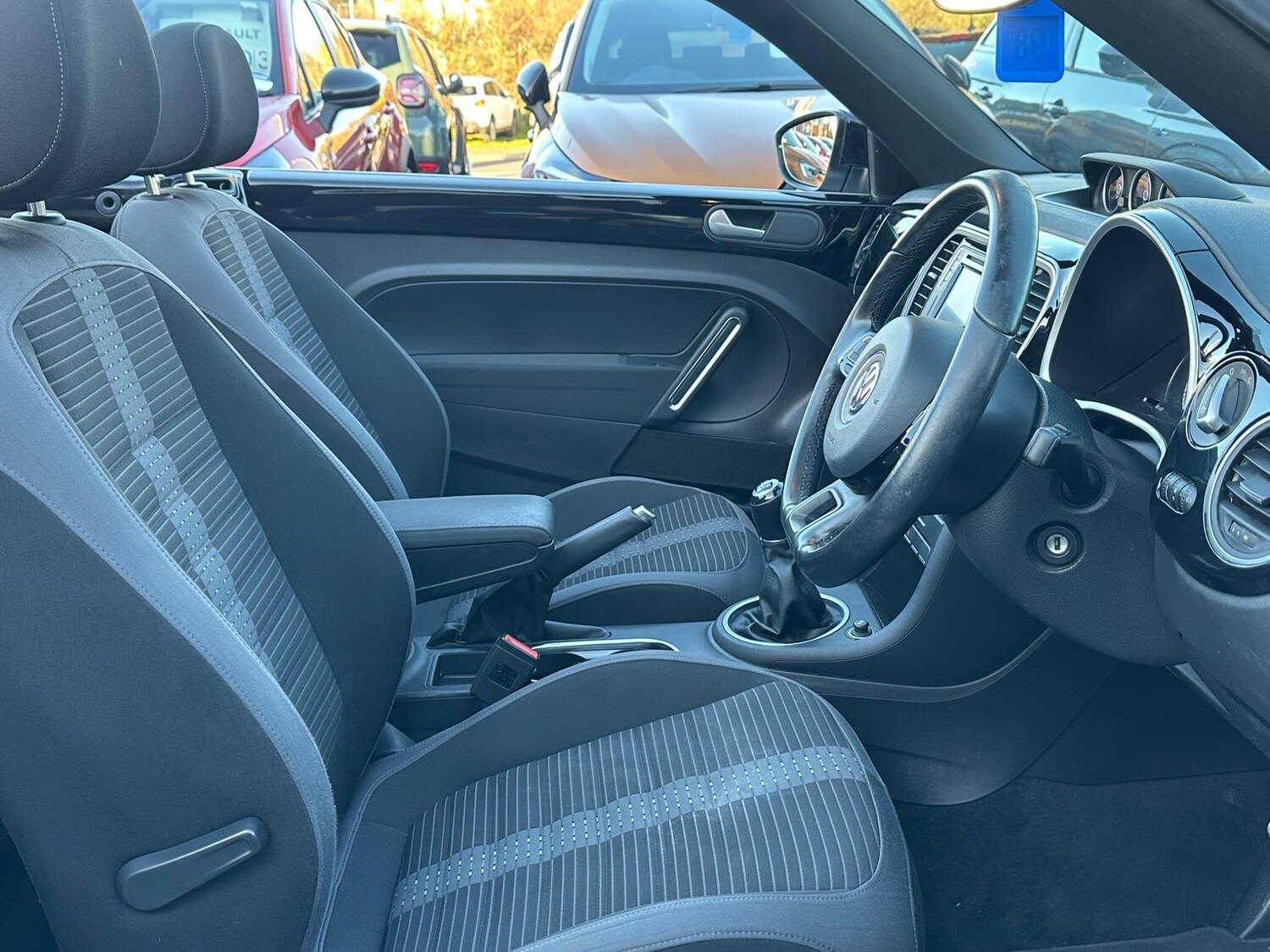 Used Volkswagen Beetle 2016 for sale - 76549146: Photo 14