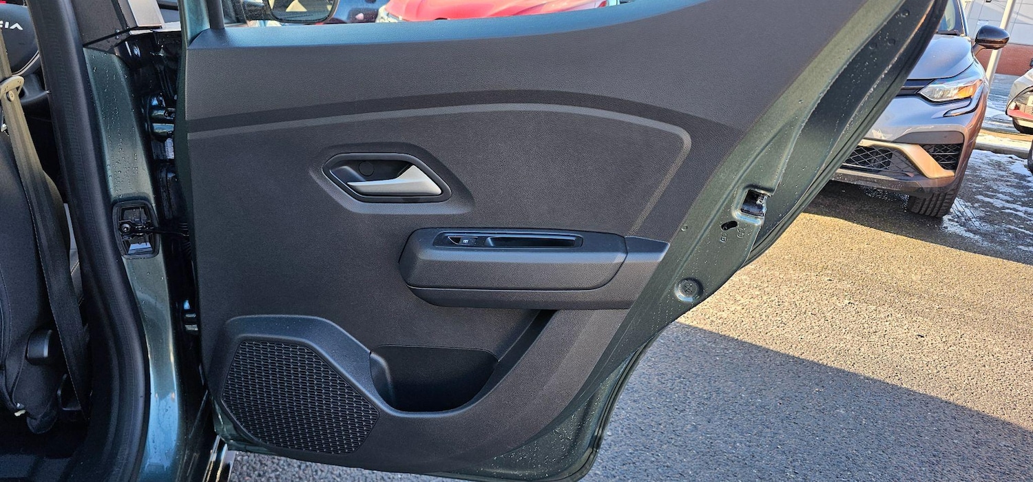 Used Dacia Sandero Stepway 2024 for sale - 77559708: Photo 29