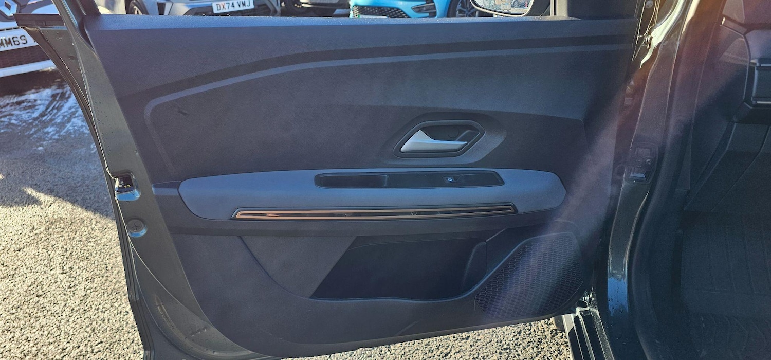 Used Dacia Sandero Stepway 2024 for sale - 77559708: Photo 31