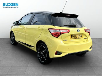 Used Toyota Yaris 2017 for sale - 75757143: Photo