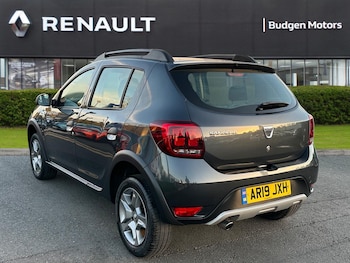 Used Dacia Sandero Stepway 2019 for sale - 76399308: Photo