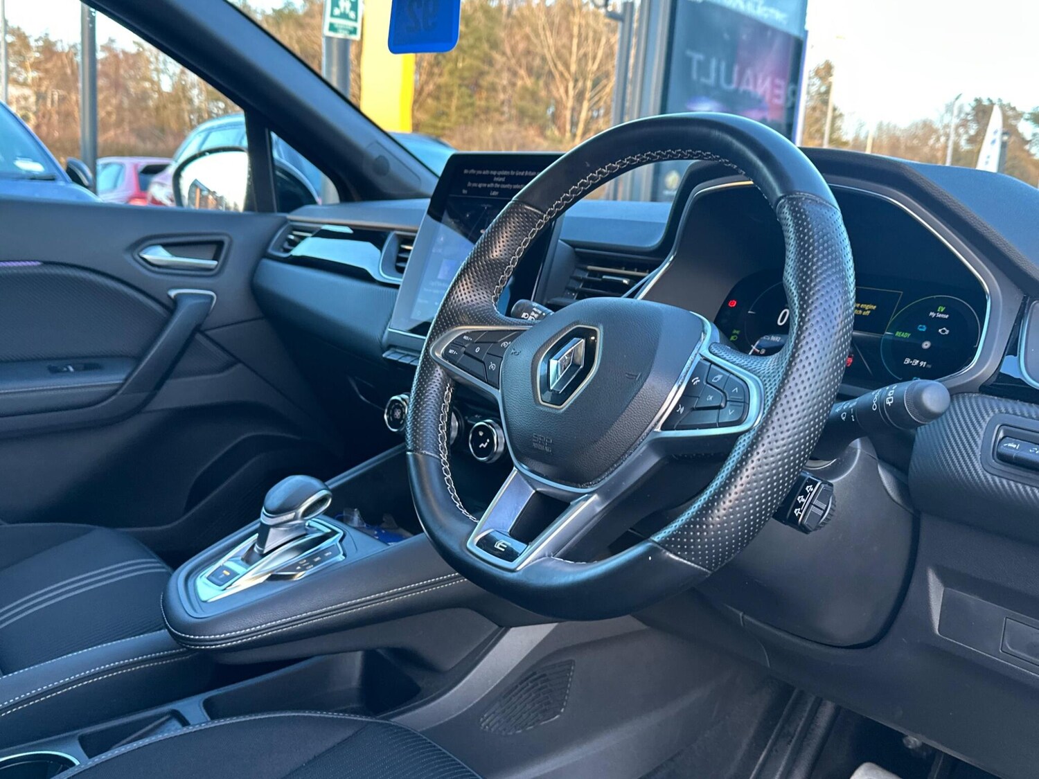 Used Renault Captur 2023 for sale - 77396269: Photo 11