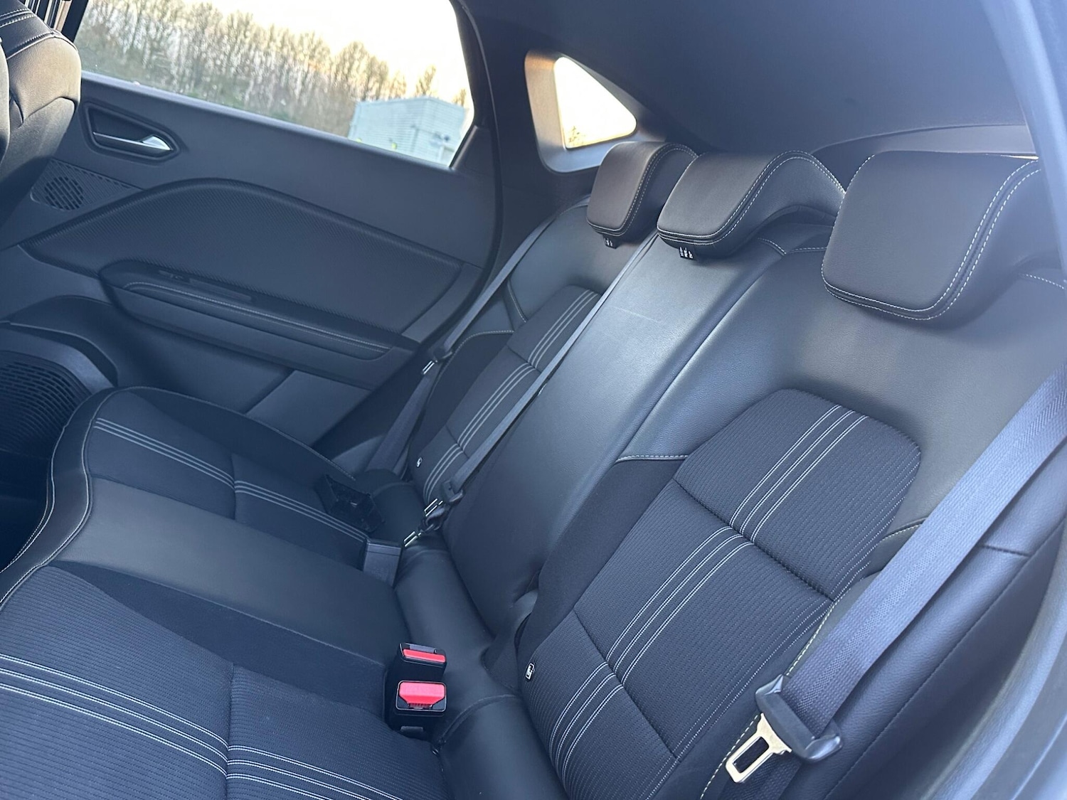 Used Renault Captur 2023 for sale - 77396269: Photo 16