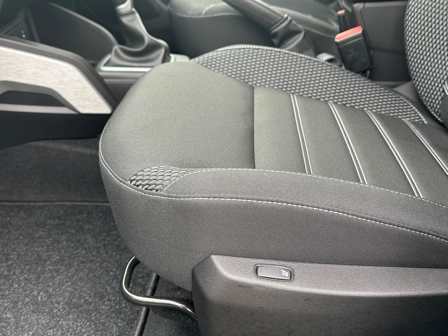 Used Dacia Duster 2023 for sale - 77737177: Photo 39