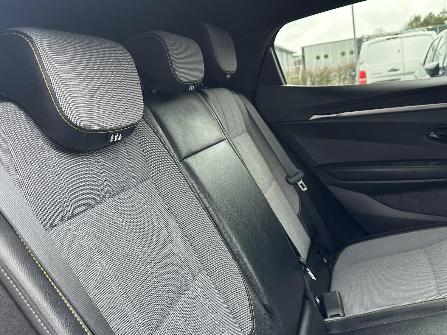 Used Renault Megane E Tech 2022 for sale - 77387541: Photo 12