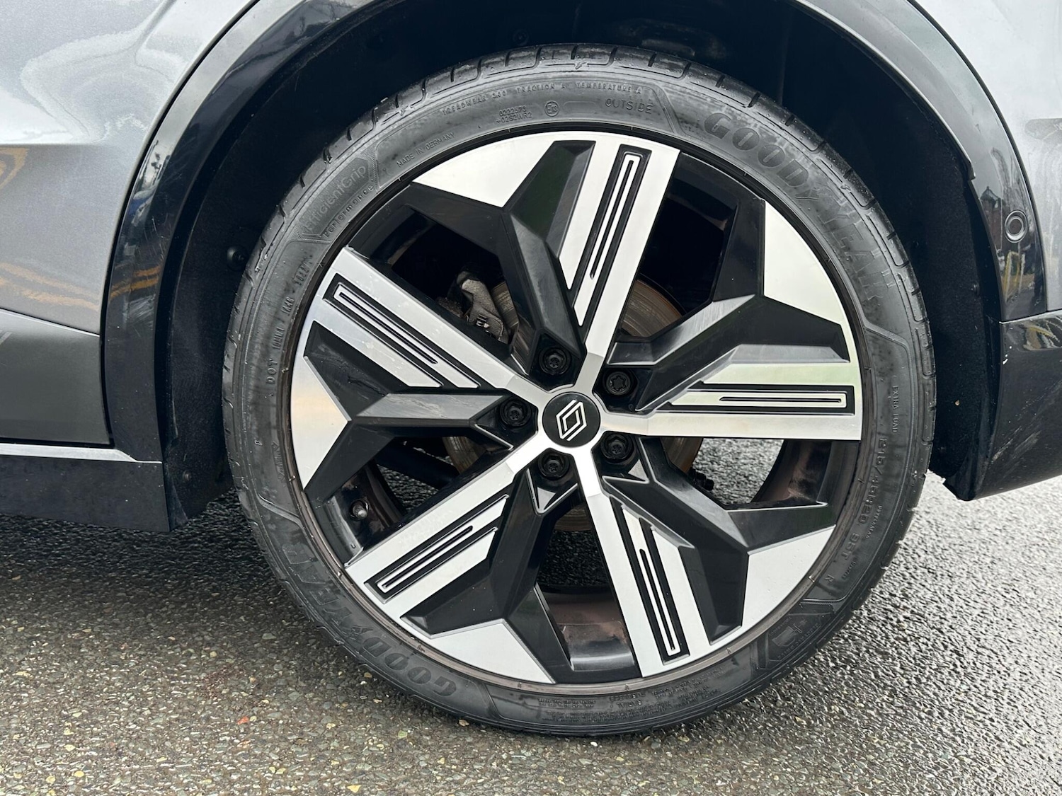 Used Renault Megane E Tech 2022 for sale - 77387541: Photo 16