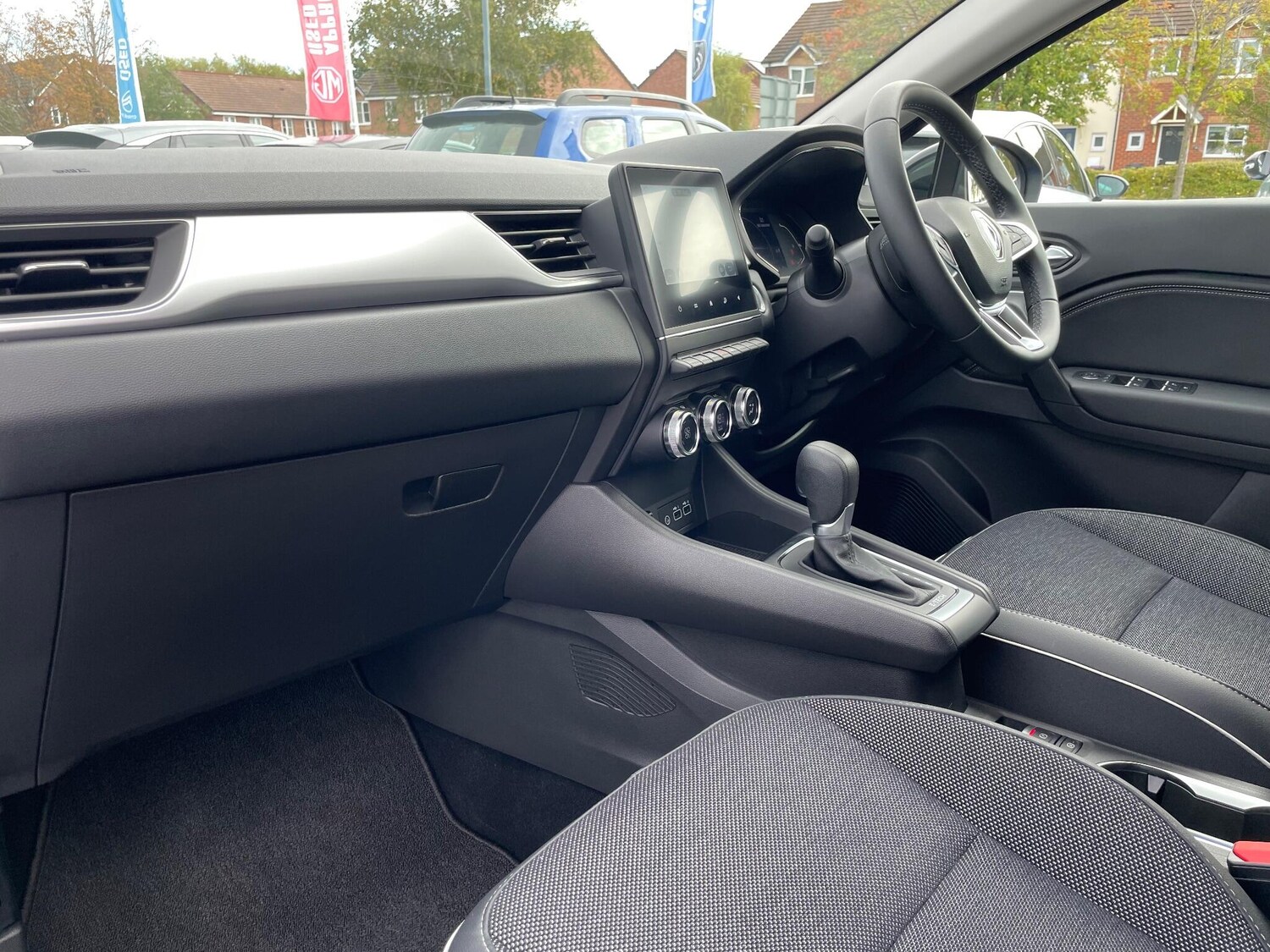 Used Renault Captur 2023 for sale - 76701208: Photo 57