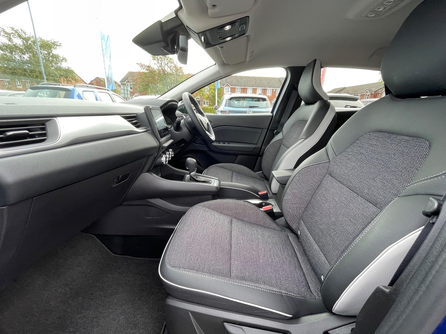 Used Renault Captur 2023 for sale - 76701208: Photo 58