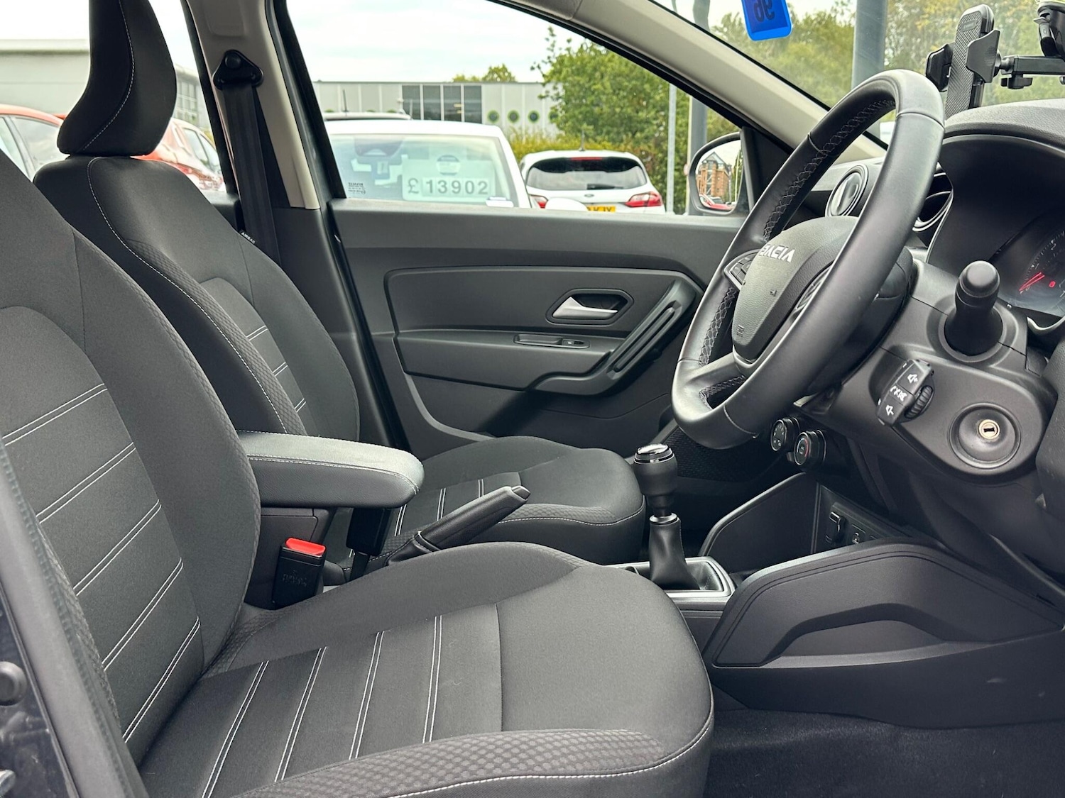 Used Dacia Duster 2023 for sale - 76136478: Photo 12