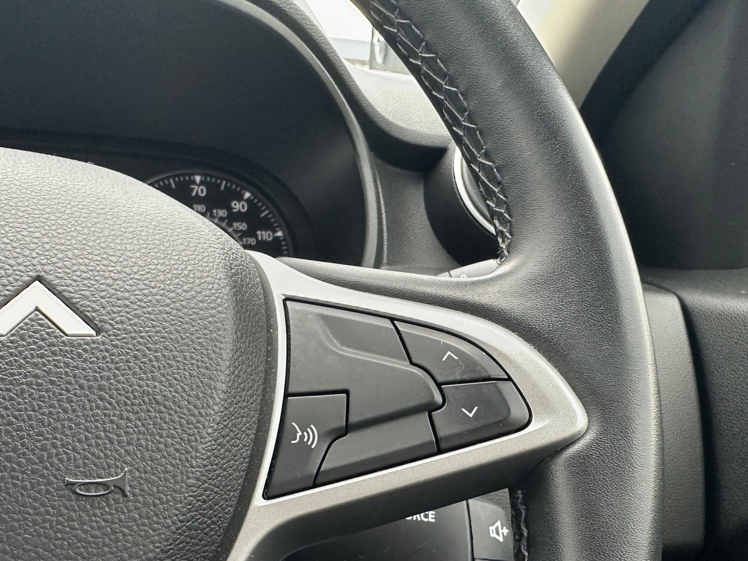 Used Dacia Duster 2023 for sale - 76136478: Photo 16