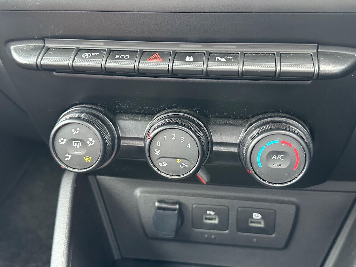 Used Dacia Duster 2023 for sale - 76136478: Photo 17