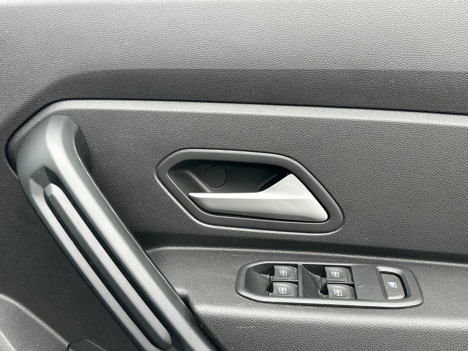 Used Dacia Duster 2023 for sale - 76136478: Photo 18