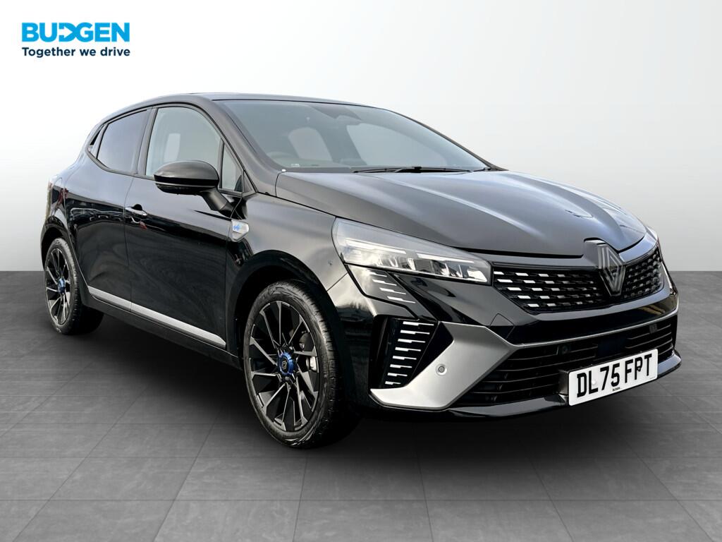 Used Renault Clio 2025 for sale - 76781648: Photo 1