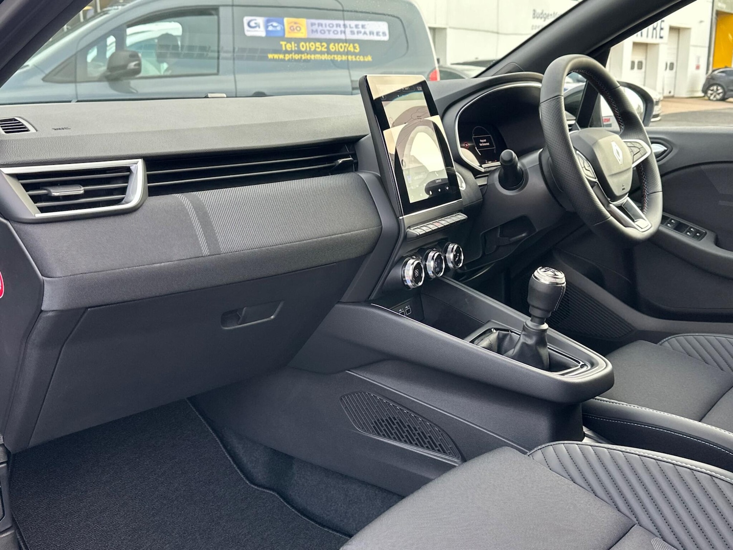 Used Renault Clio 2025 for sale - 76781648: Photo 10