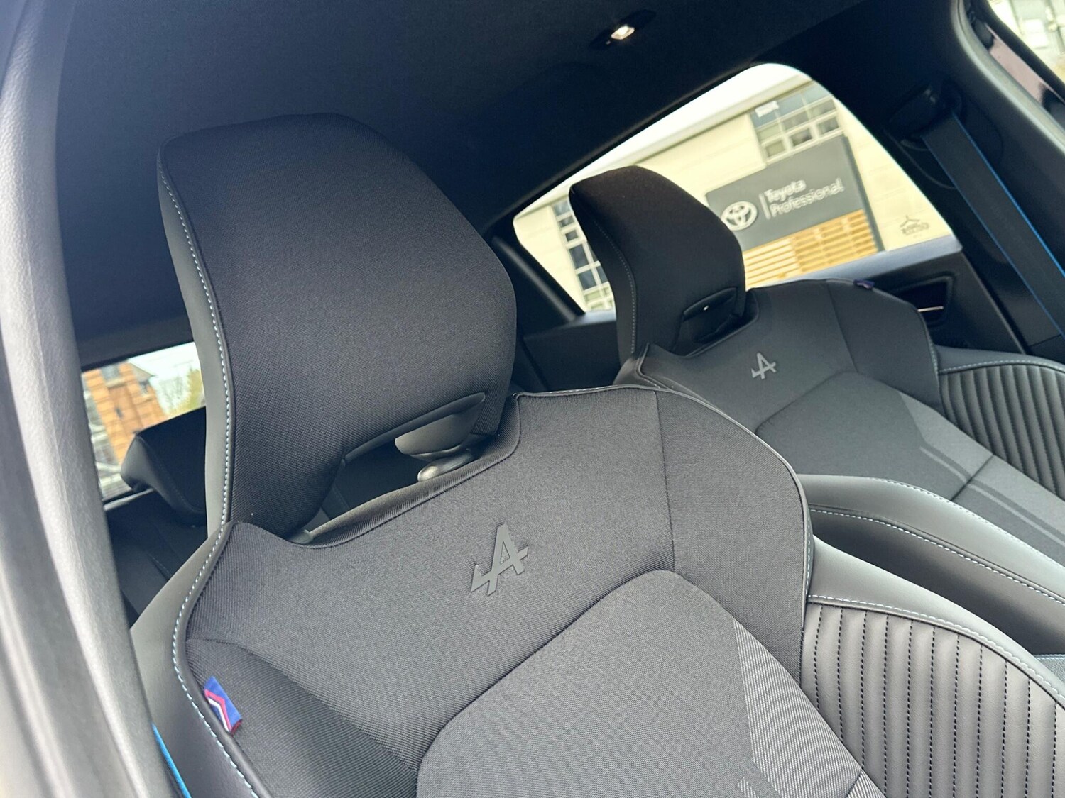 Used Renault Clio 2025 for sale - 76781648: Photo 12