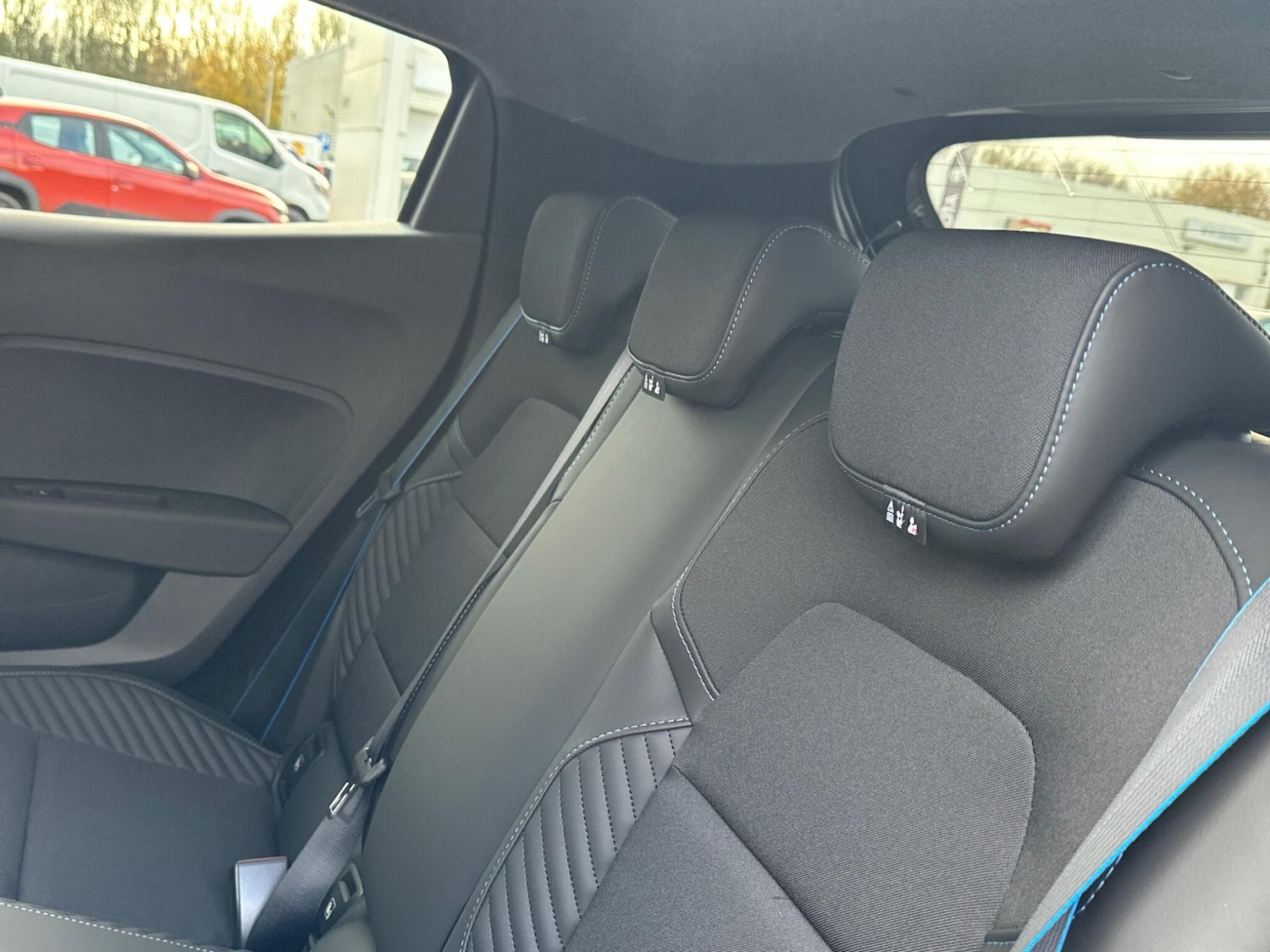 Used Renault Clio 2025 for sale - 76781648: Photo 15