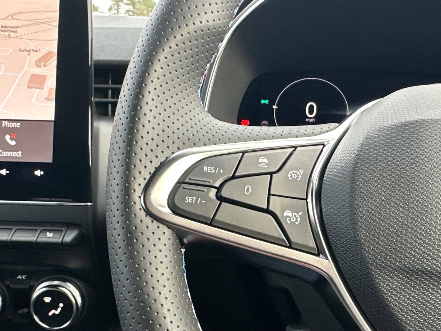 Used Renault Clio 2025 for sale - 76781648: Photo 19