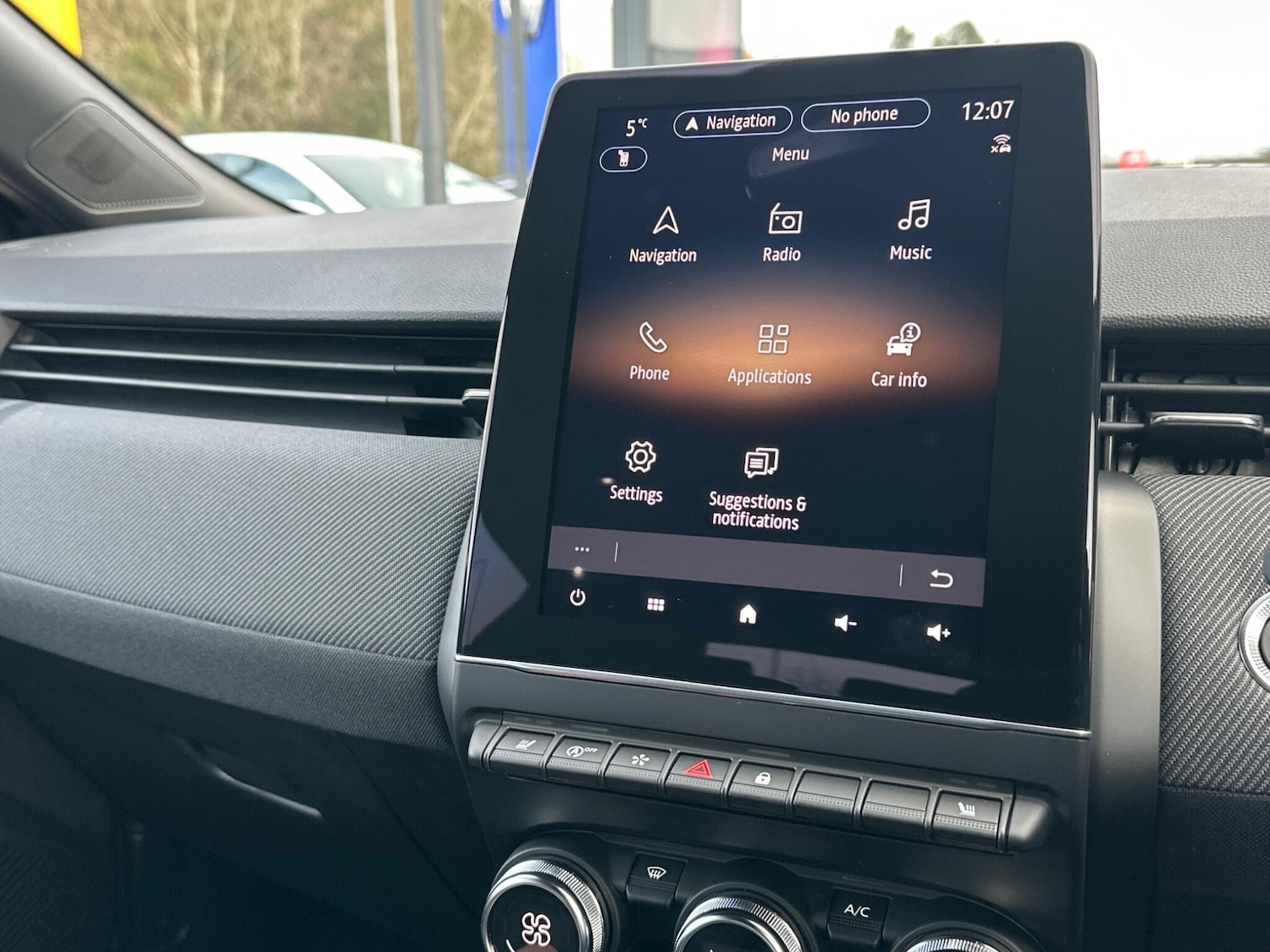 Used Renault Clio 2025 for sale - 76781648: Photo 31