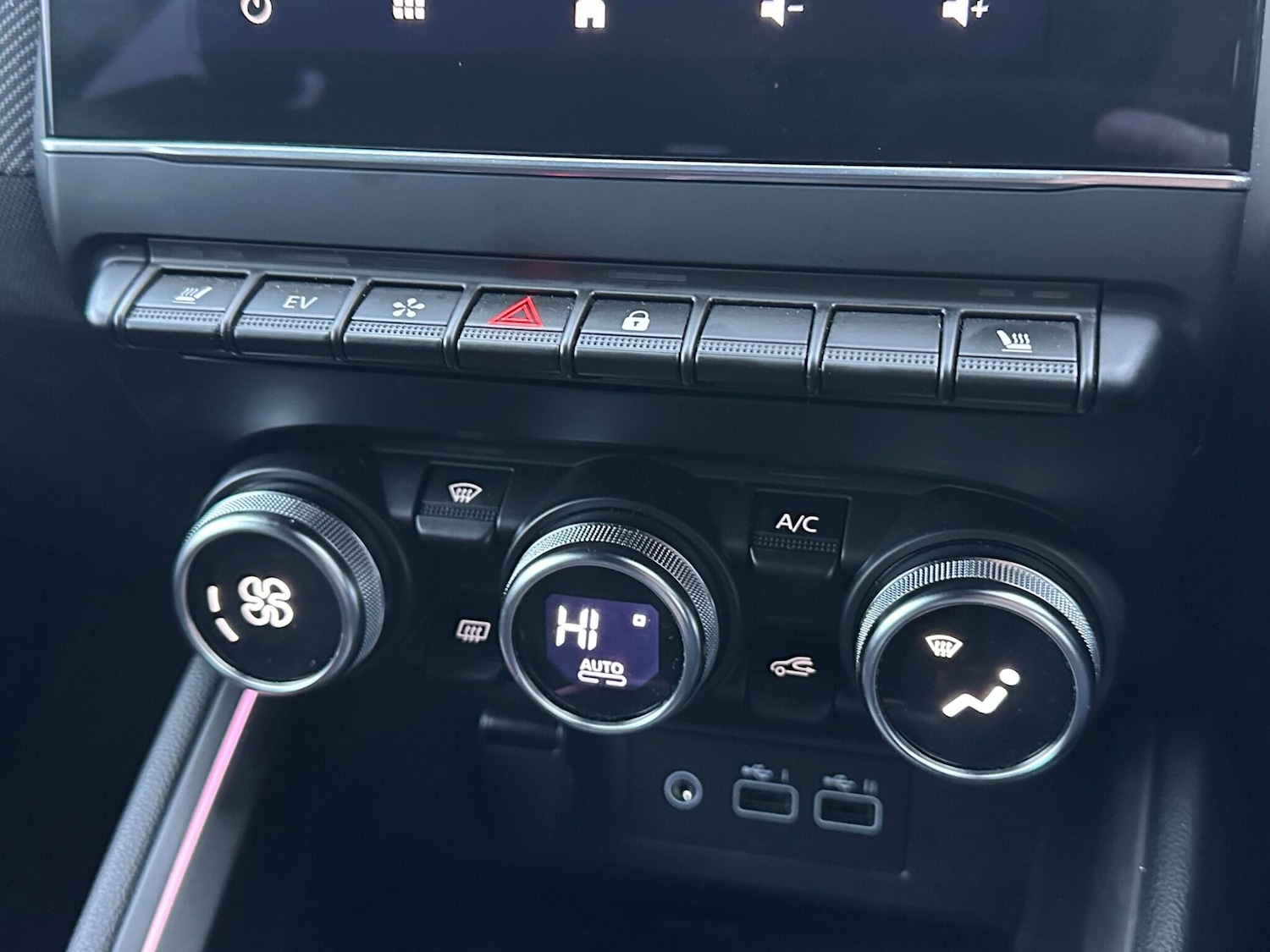 Used Renault Clio 2023 for sale - 77537434: Photo 32