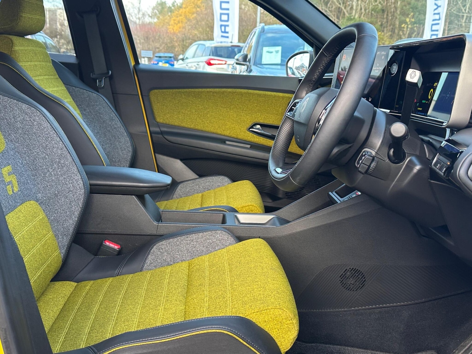 Used Renault 5 2025 for sale - 76801814: Photo 13