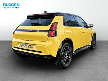 Used Renault 5 2025 for sale - 76801814: Photo