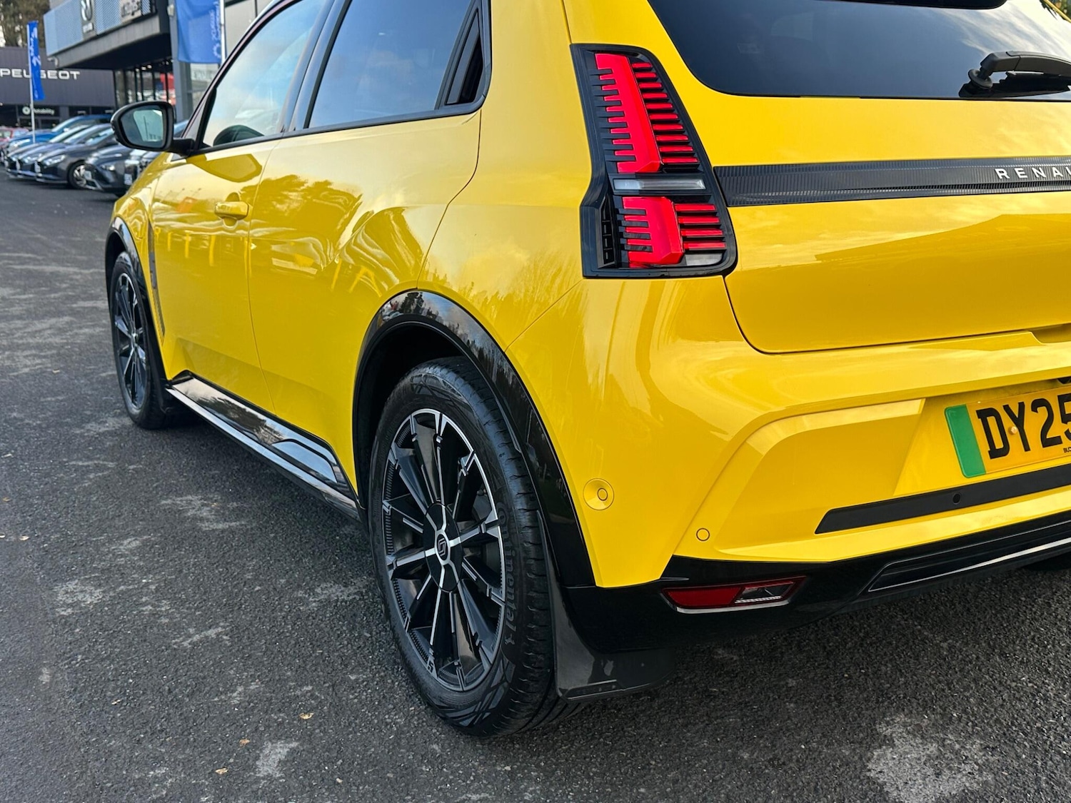 Used Renault 5 2025 for sale - 76801814: Photo 9