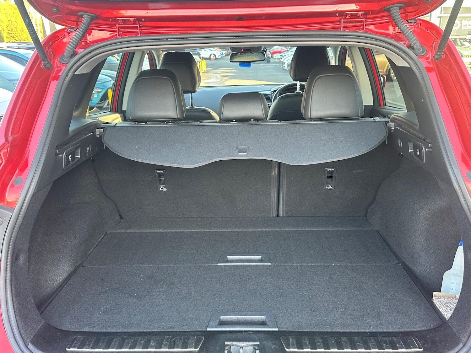 Used Renault Kadjar for sale - 77657660: Photo 28