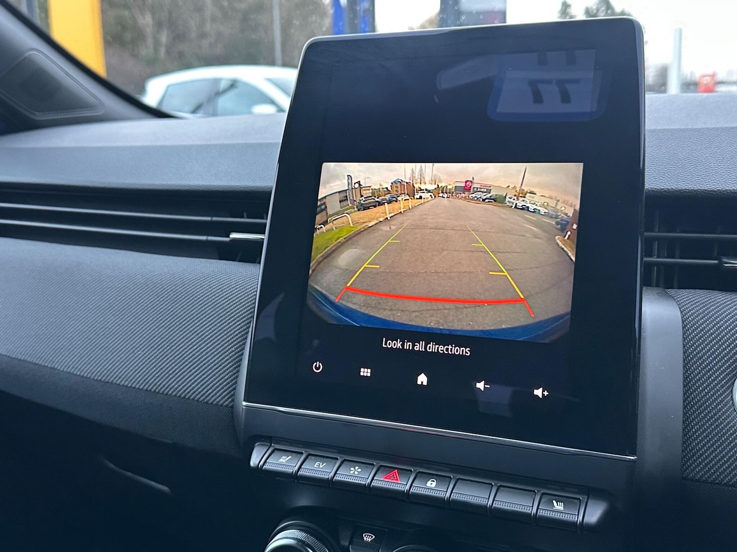 Used Renault Clio 2023 for sale - 76498628: Photo 36