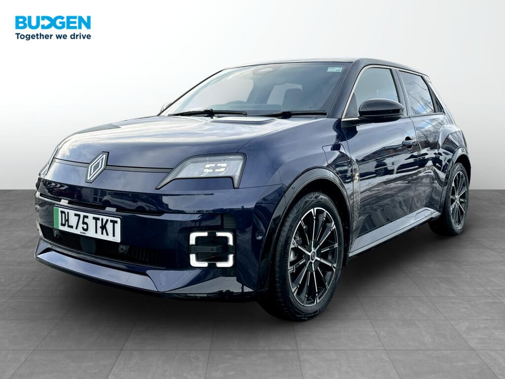 Used Renault 5 E-Tech electric 2025 for sale - 77108830: Photo 2