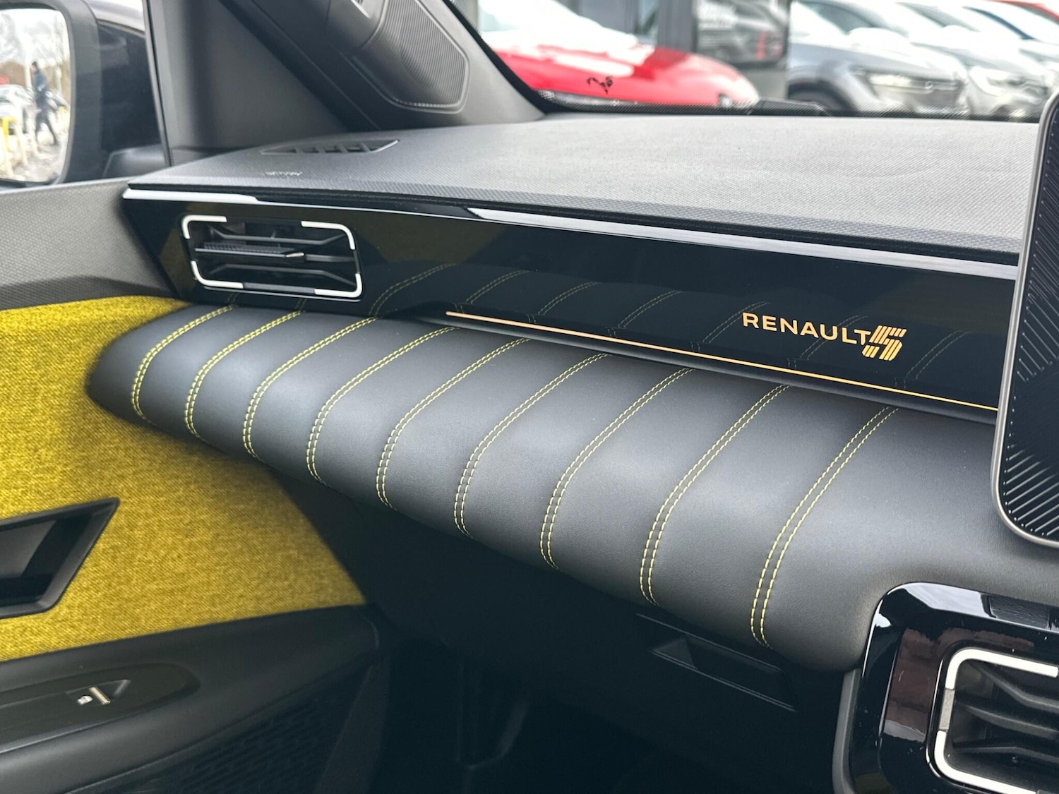 Used Renault 5 E-Tech electric 2025 for sale - 77108830: Photo 46