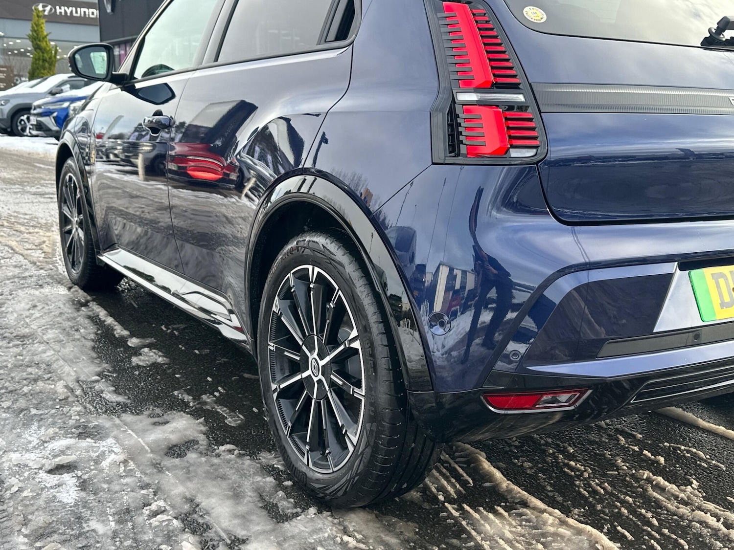 Used Renault 5 E-Tech electric 2025 for sale - 77108830: Photo 8