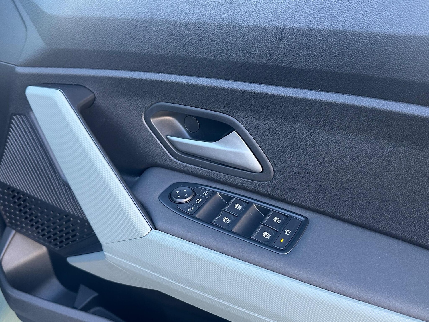 Used Dacia Duster 2025 for sale - 76824801: Photo 36