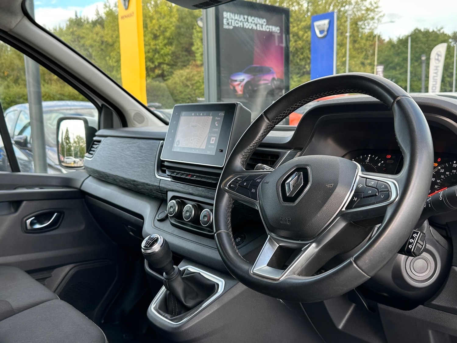 Used Renault Trafic 2024 for sale - 76657338: Photo 11