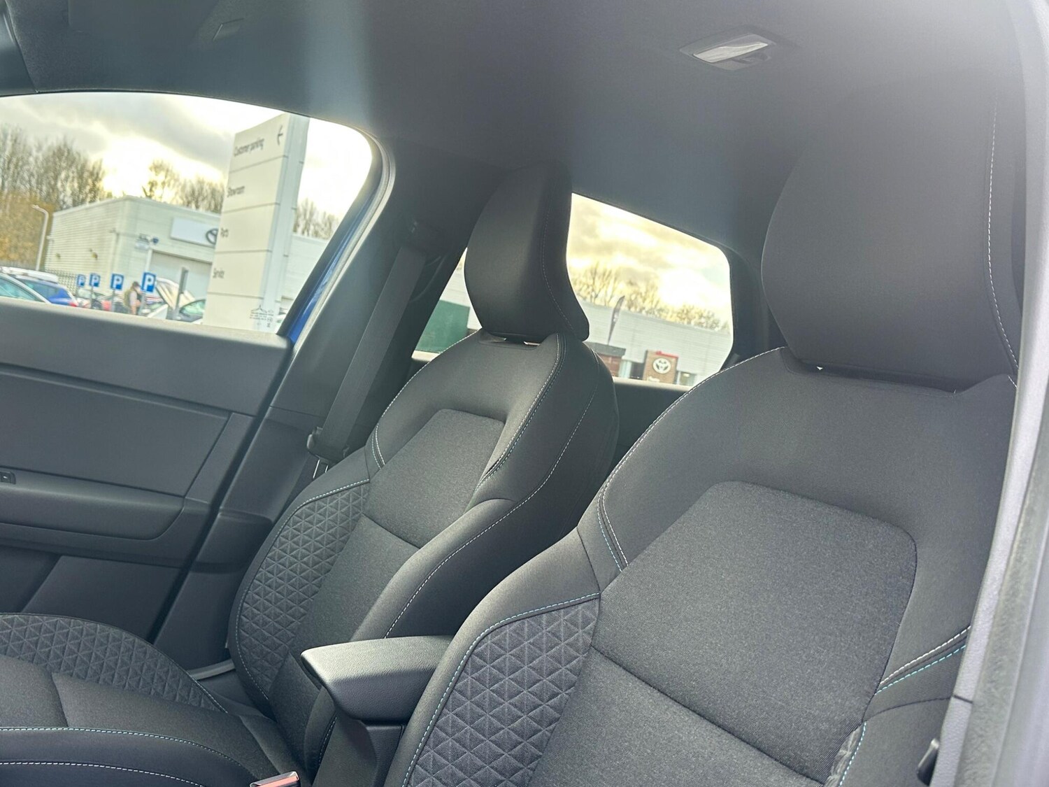 Used Renault Captur 2025 for sale - 76780646: Photo 37