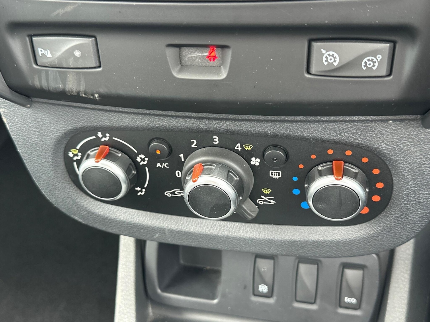 Used Dacia Duster 2017 for sale - 78086469: Photo 23