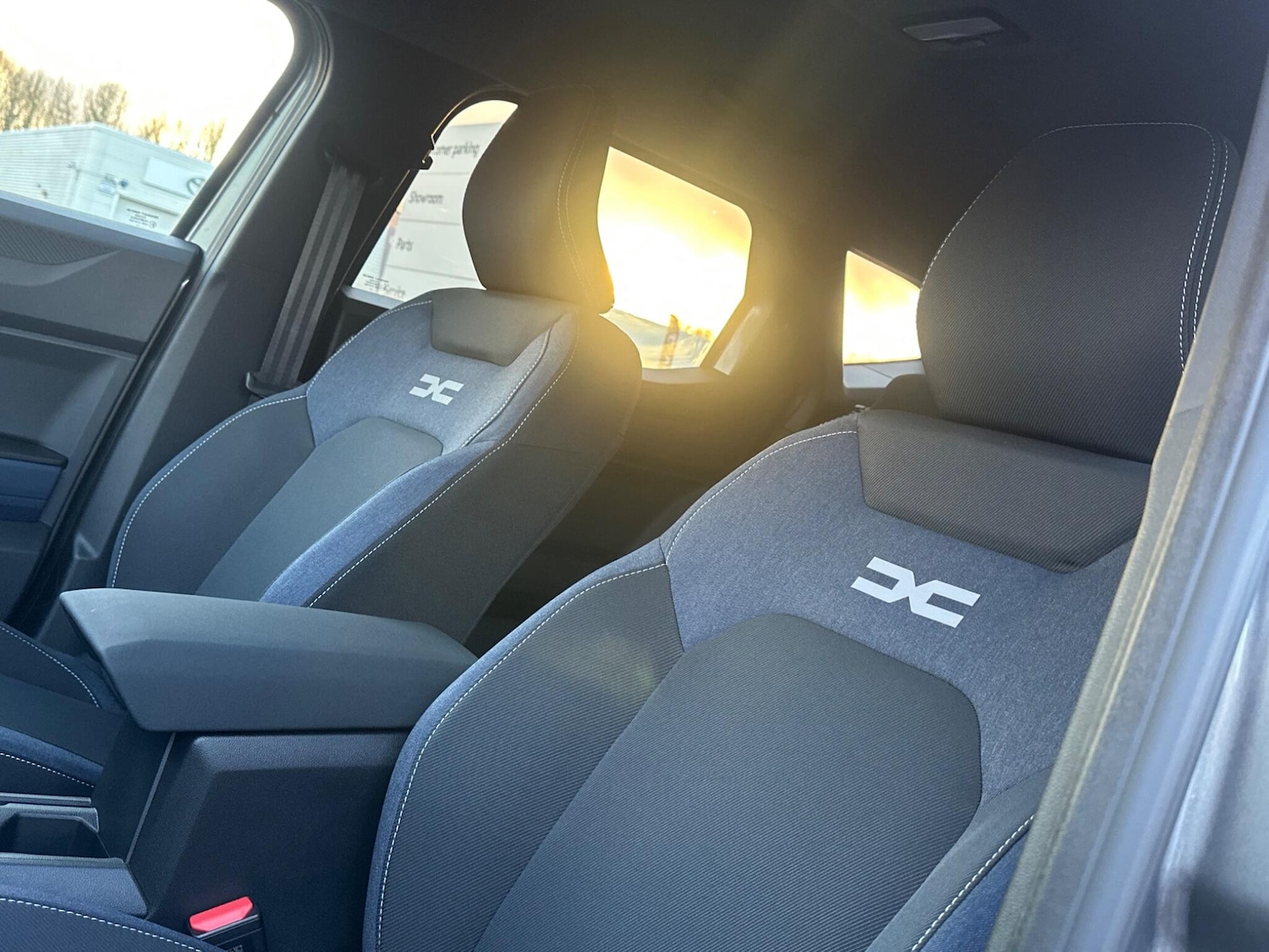 Used Dacia Duster for sale - 76964329: Photo 28